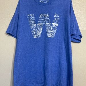 CHICAGO CUBS W FLAG Scobar Men’s XL Skyline T-Shirt